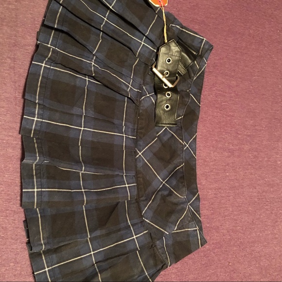 Blue mini skirt - Picture 3 of 3